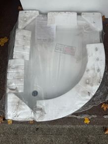 Brand New 1000 x 800mm Offset Quadrant Tray