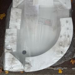Brand New 1000 x 800mm Offset Quadrant Tray