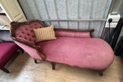 Vintage antique-style carved chaise longue