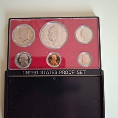 Coins  - 1776 - 1976 USA