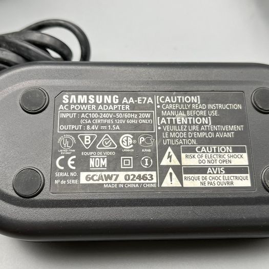 Samsung VP-W87D Hi8 Camcorder - Tested and Working - No Battery