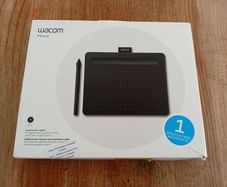 Wacom Intuos Graphics Tablet