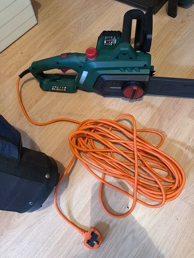Electric parkside chainsaw as new 1600w