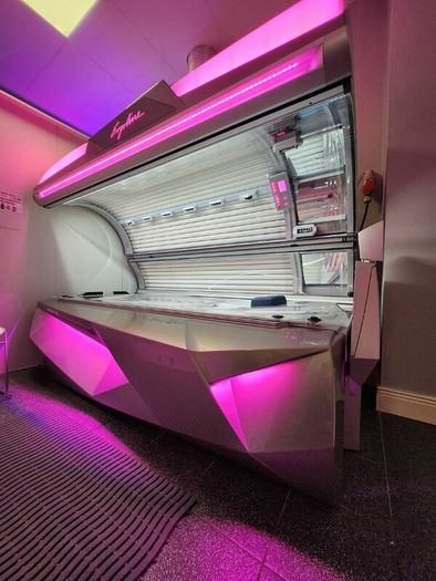 Sunbed Ergoline Affinity 900
