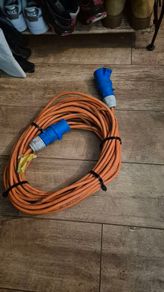 caravan hook up cable lead