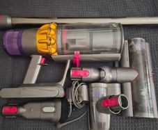dyson V15 detect cordless