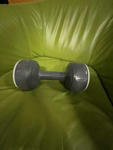5 kg dumbbell