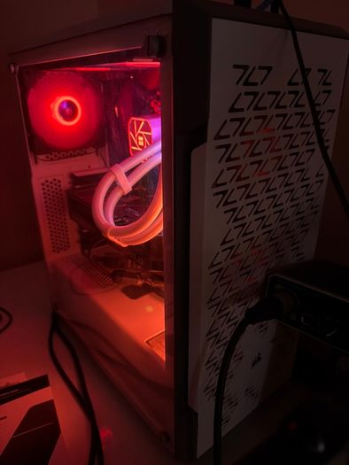 Gaming Pc, MSI 240hz Monitor, RTX 5070, Ryzen 7 x3d, 32 GB Ram