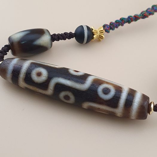 Antique Style Vintage Himalayan 9 Eyes Agate Dzi Bead Pendant Necklace