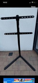 Free TV Stand