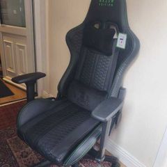 office chair/ gaming chair