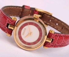 Gucci Sherry Line 2000L Quartz Womes Watch 22mm Gold Plated