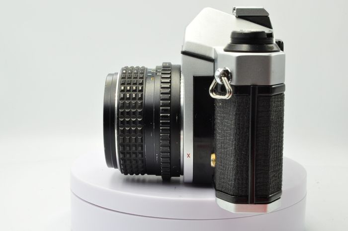 Pentax K1000 35mm Film Camera + Pentax-M 50mm f/1.4 Lens - Excellent & Fully Working