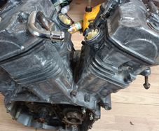 Honda Deauville 650 engine