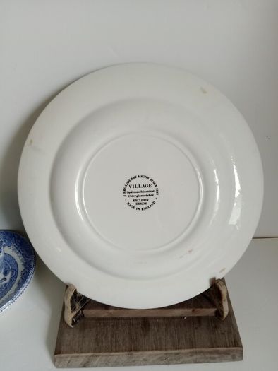 green transferware plate, Broadhurst plate, farmhouse plate