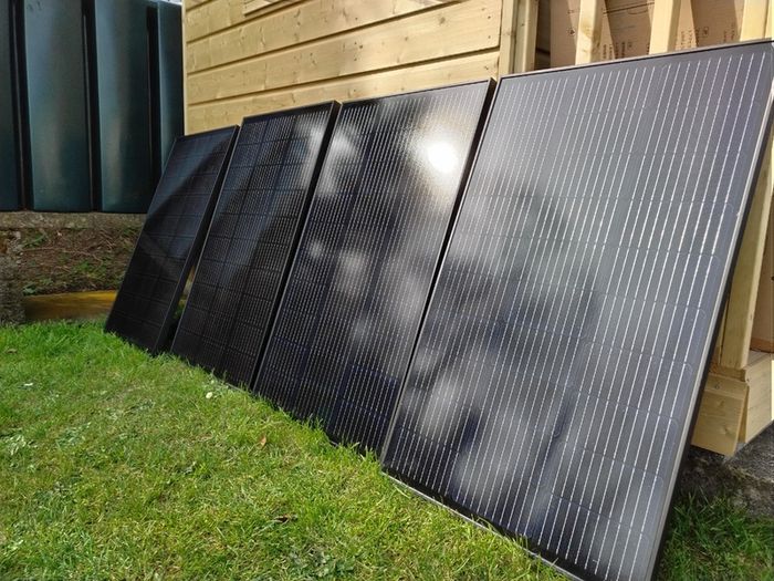 Ecoflow Solar Panel Bundle with Brackets