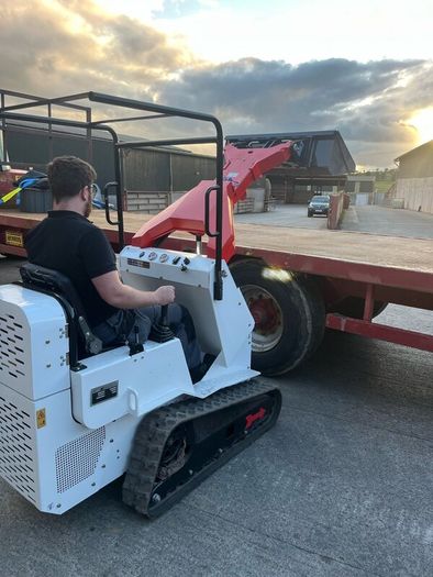 Mach pro mini skid steer