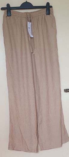 BNWT - Size Small - Taupe Coloured Pants - #