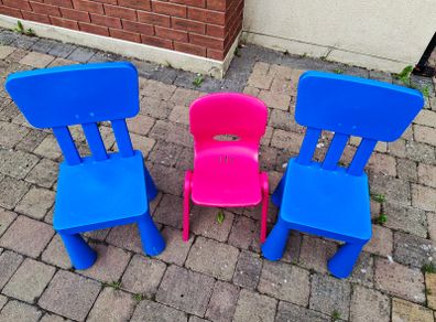 Kids chairs