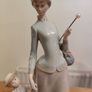 Lladro Porcelain Figurine 1353 Retired 1978-1985 Homecoming Lady with Child, Sculpture Jose Roig, Mint condition no box Image 6