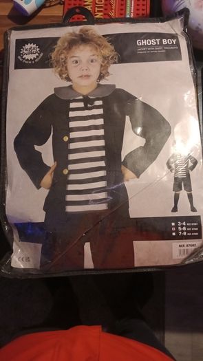 costumes