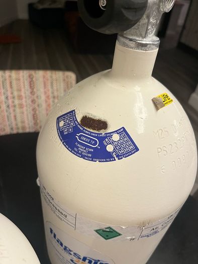 scuba cylinder