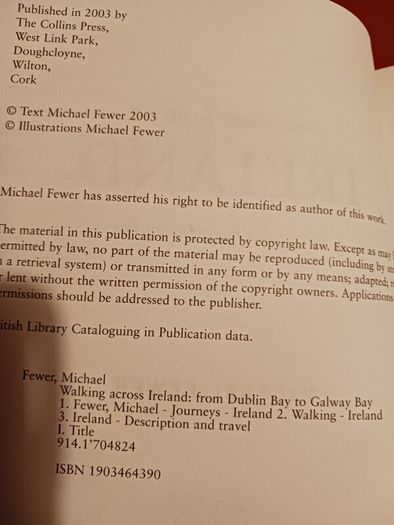 Walking Across Ireland/ Michael Fewer/2003