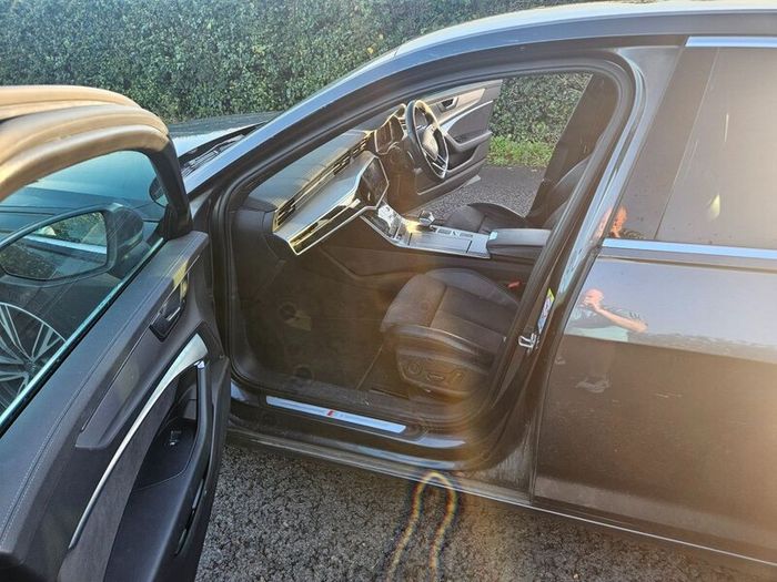 Audi A6 2019 S line with tech pack