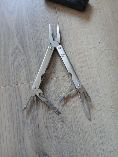 Multi tool Pliers