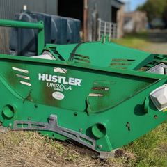 Hustler Unrolla LX105 Bale Feeder: Very Little Use