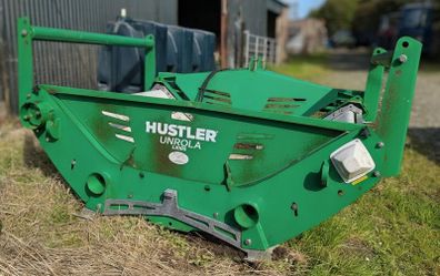 Hustler Unrolla LX105 Bale Feeder: Very Little Use