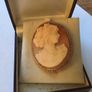 New 9ct Solid Gold Large Hand Cut Lovely Cameo Brooch Image 2
