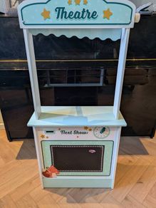 Toy theatre/bakery