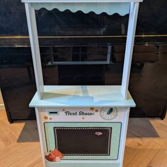 Toy theatre/bakery