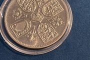 Queen Elizabeth  1960 Commemorative Crown