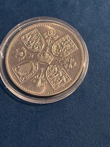 Queen Elizabeth  1960 Commemorative Crown