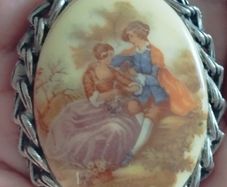 Vintage Fragonard Oval Porcelain Brooch.