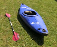Canoe with Paddle