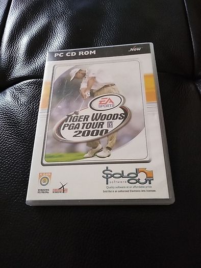 Tiger Woods PGA Tour 2000 - PC CD ROM - price includes postage