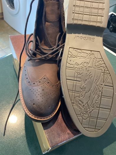 Barbour boots size 9