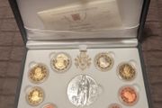 2007 Vatican Proof Euro coin set with Silver medal