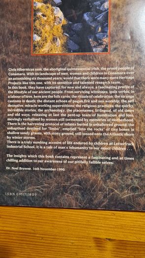 Hidden Conamara. Conamara Faoi Cheilt. Edited By Erin Gibbons. Connemara Press 1991.