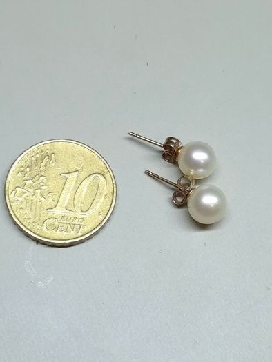 Vintage 9ct Gold 375 Pearl Stud Earrings