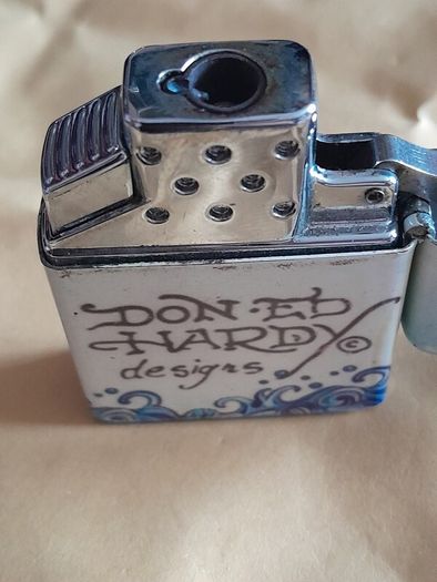 ed hardy lighter