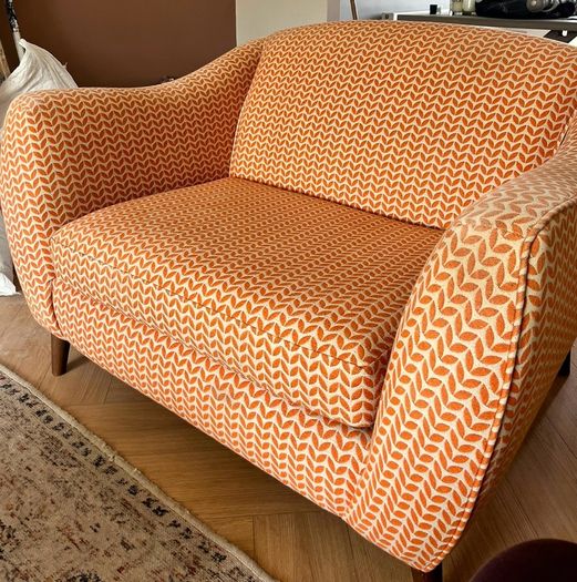 Love seat