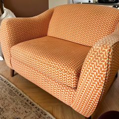 Love seat