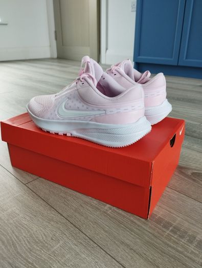 Nike Trainers UK Size 5.5