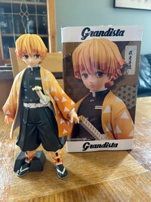 Zenitsu collectable figure Demon Slayer