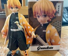 Zenitsu collectable figure Demon Slayer