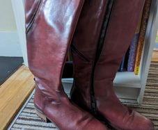 New woman's boots